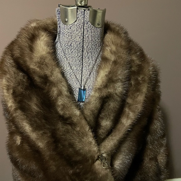 Necklace - Picture 2 of 2